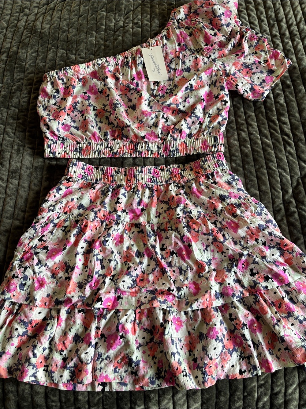 Two Piece Set